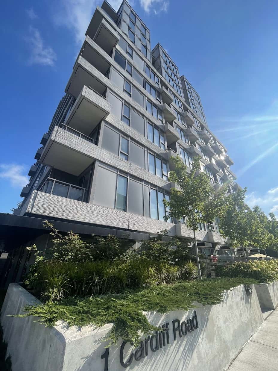 One Cardiff Road — photo 2